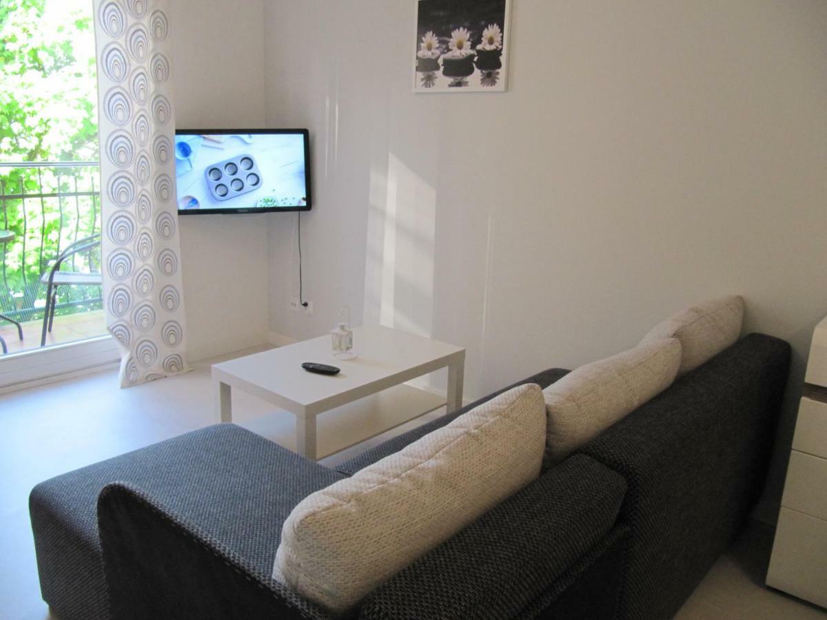 Apartament Z Balkonem Przy Latarni 150M Od Morza Kolobrzeg Exterior photo